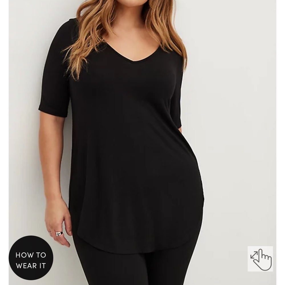 Torrid Size 1 - 1X 14/16 Super Soft Knit Tunic Top in Black